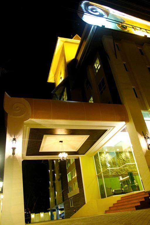 Chour Palace Hotel Mae Sai Exterior foto